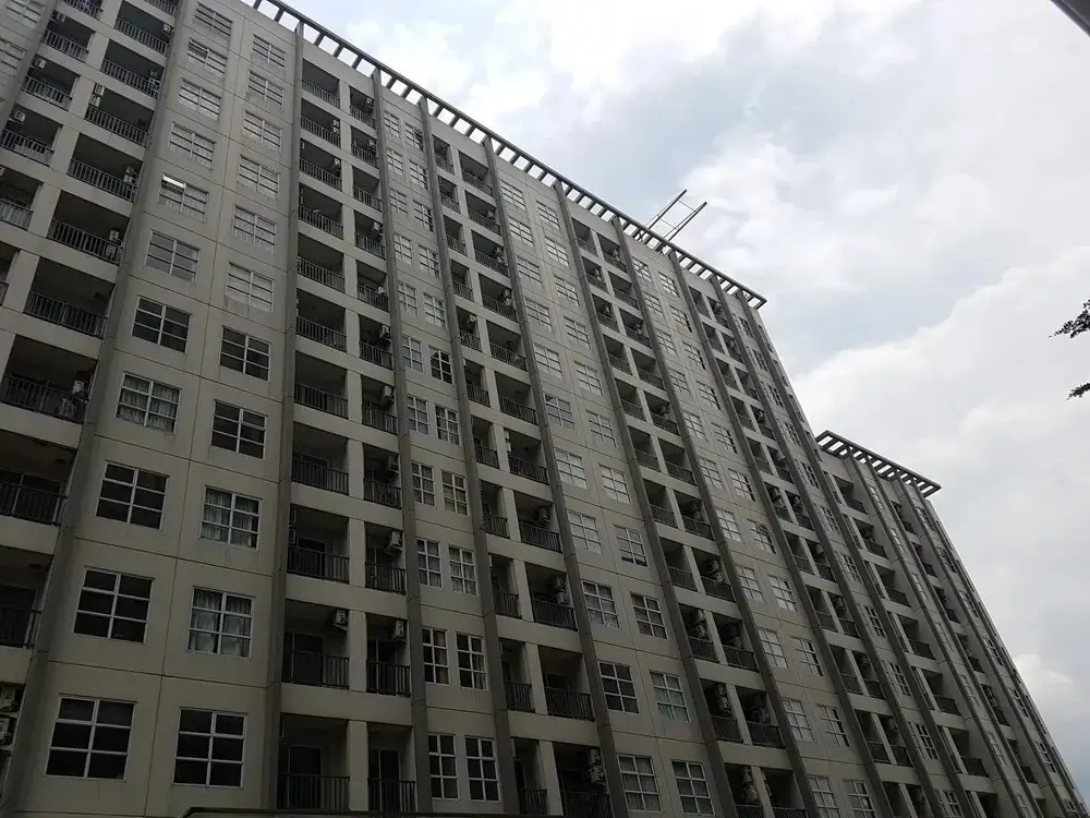 Legok: Clean 1BR Saveria Apartment