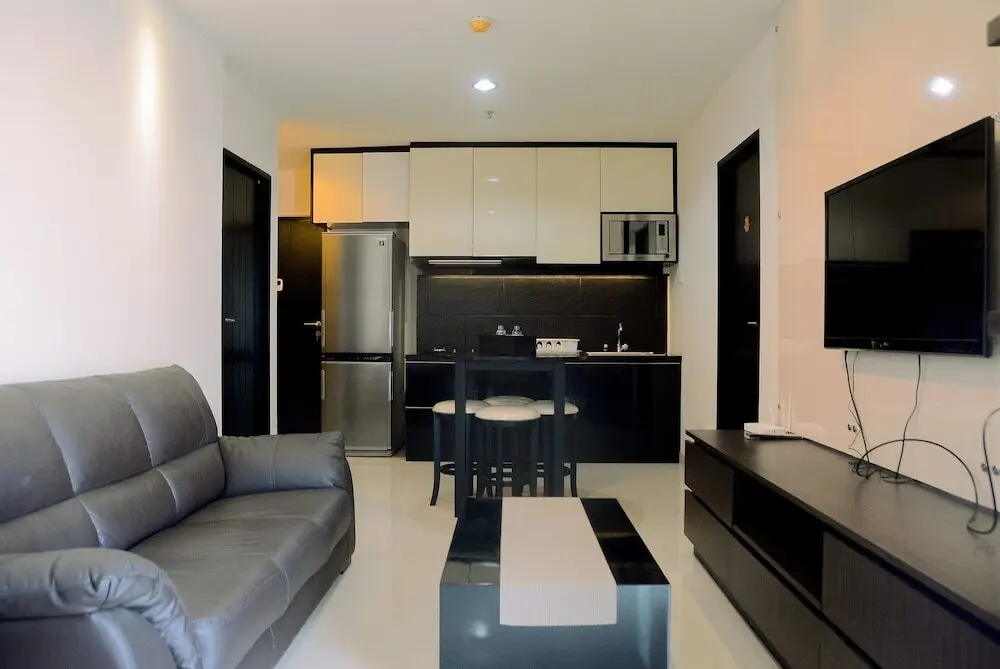 Джакарта: Clean 2Br Apartment At Cervino Village Casablanca