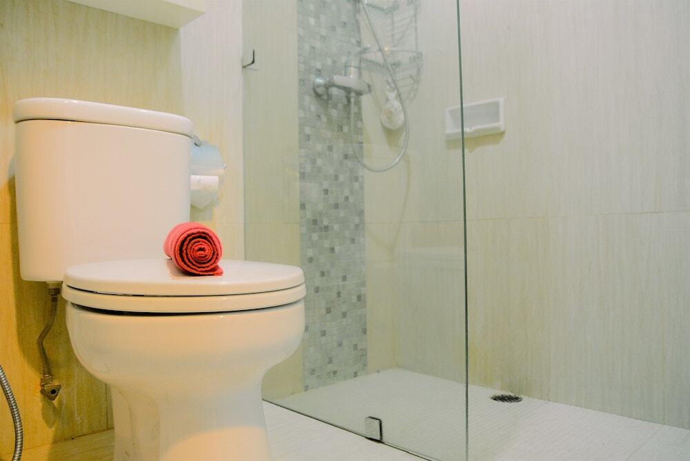 Джакарта: Clean 2Br Apartment At Cervino Village Casablanca