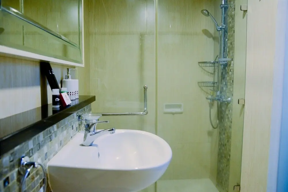 Джакарта: Clean 2Br Apartment At Cervino Village Casablanca
