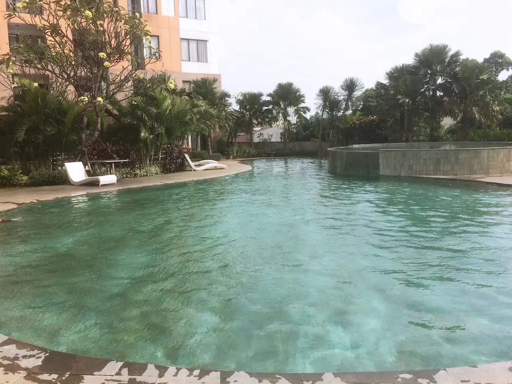 Джакарта: Clean 2Br Apartment At Cervino Village Casablanca