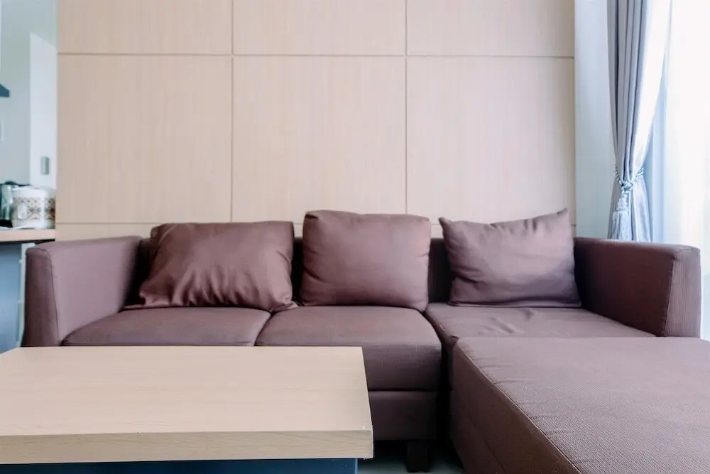 Южный Тангеранг: Comfortable 1BR Tree Park Apartment