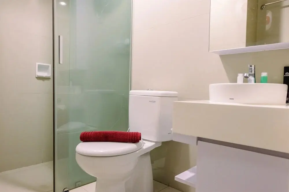 Южный Тангеранг: Comfortable 1BR Tree Park Apartment