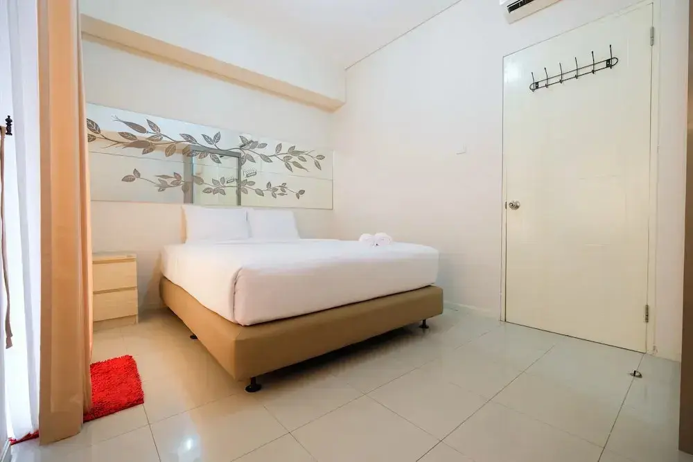 Джакарта: Comfy 1BR Apartment at Cosmo Terrace