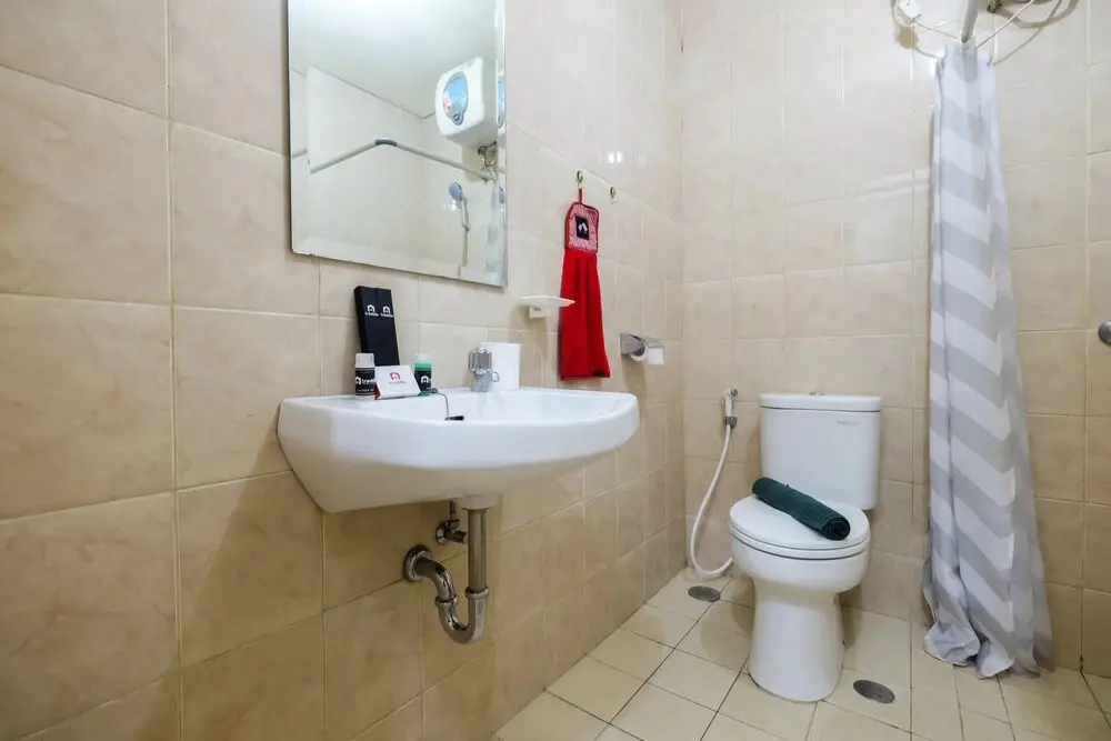 Джакарта: Comfy 1BR Apartment at Cosmo Terrace