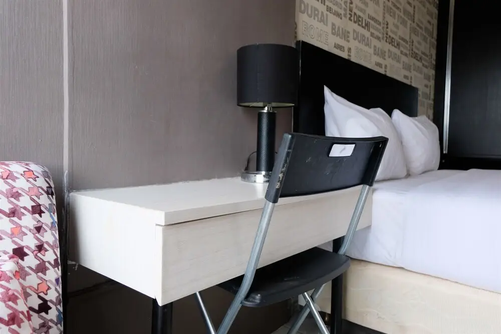 Тангеранг: Comfy Studio Apartment @ Skylounge Tamansari