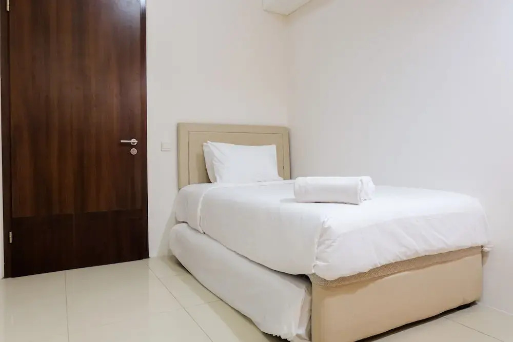 Джакарта: Cozy and Elegant 2BR Kemang Village Apartment