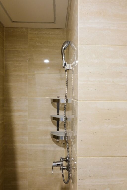 Тангеранг: Elegant Studio Apartment at Springwood Residence