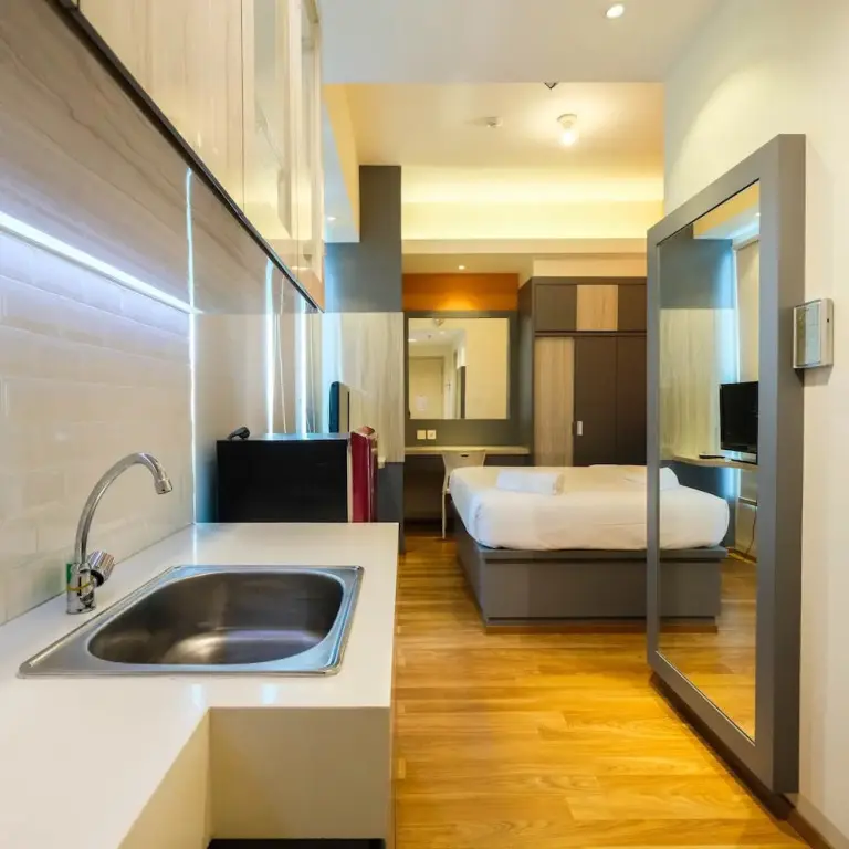 Южный Тангеранг: Great Location Studio at Tree Park Apartment