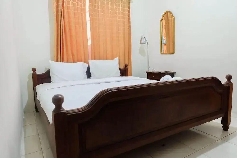 Джакарта: Homey & Vintage 2BR @ Sudirman Park Apartment