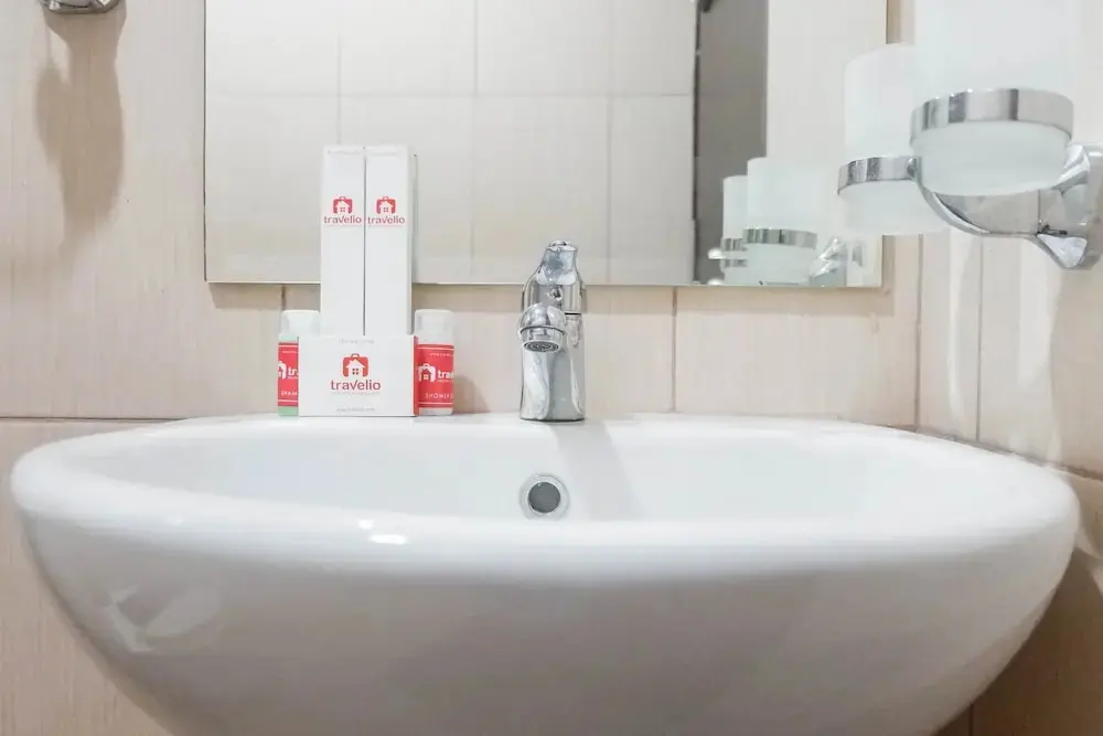 Сурабая: Homey 2BR Apartment at Tamansari Papilio
