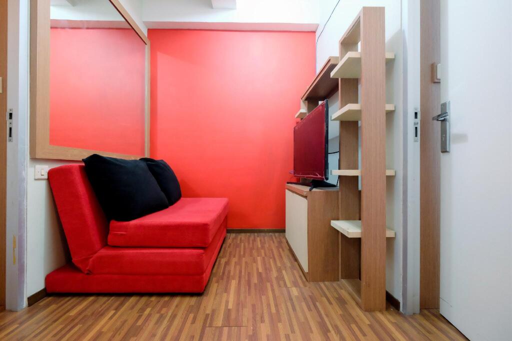 Джакарта: Homey 1BR at Menteng Square Apartment By Travelio
