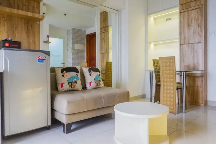 Сурабая: Homey 2BR at Waterplace Residence
