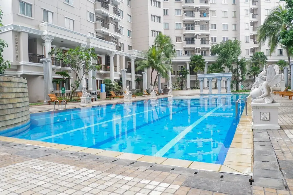 Сурабая: Homey 2BR at Waterplace Residence