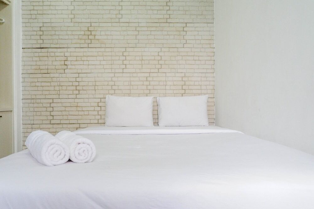 Сурабая: Homey 2BR at Waterplace Residence