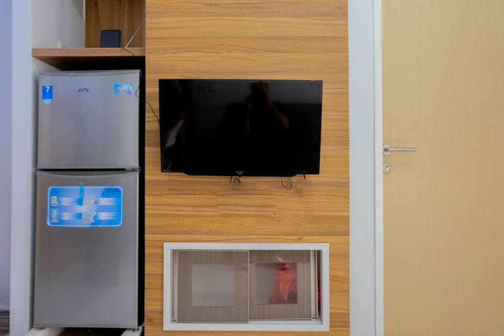 Тангеранг: Homey and Comfy 2BR Ayodhya Residence Apartment