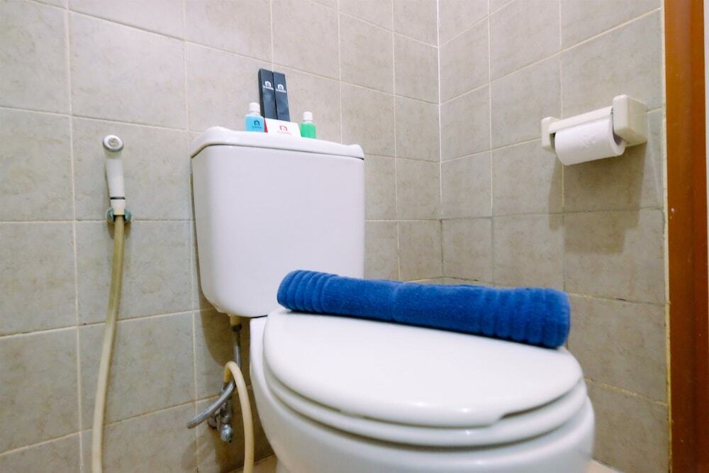 Джакарта: Homey Studio Apartment @ Salemba Residence