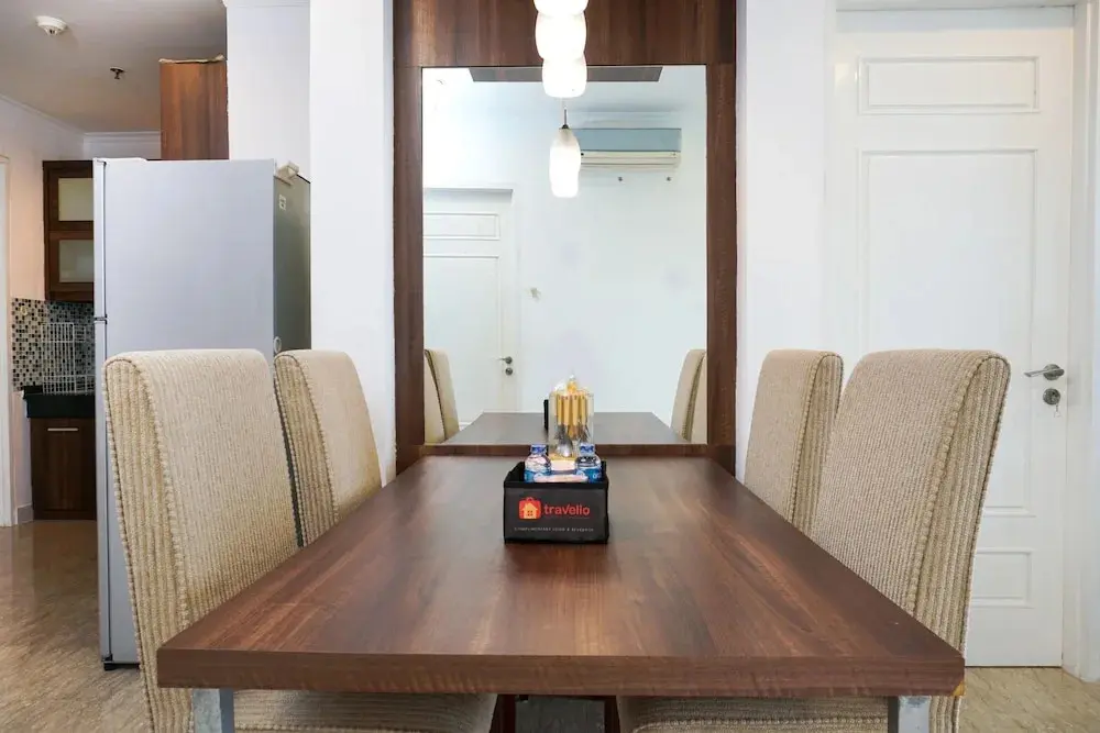 Джакарта: Luxurious 3BR Apartment at FX Residence Sudirman