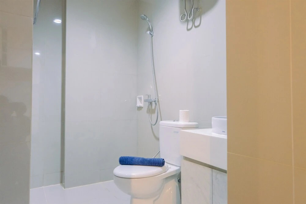 Южный Тангеранг: Luxury 1BR Tree Park Apartment BSD By Travelio