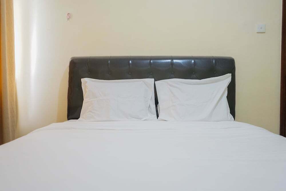 Джакарта: Minimalist 2BR Mediterania Marina Residences By Travelio