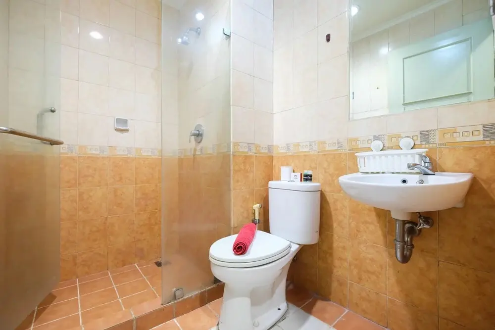 Джакарта: Modern 2BR at City Home Apartment with Sofa Bed near MOI