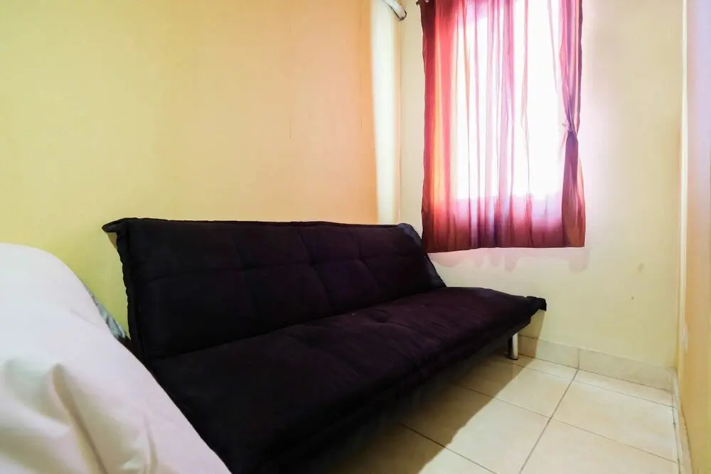 Джакарта: Modern 2BR at City Home Apartment with Sofa Bed near MOI