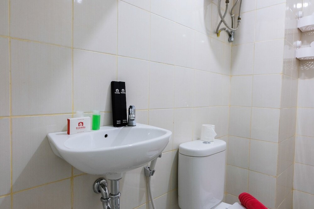 Тангеранг: Modern Luxurious 2Br Ayodhya Apartment