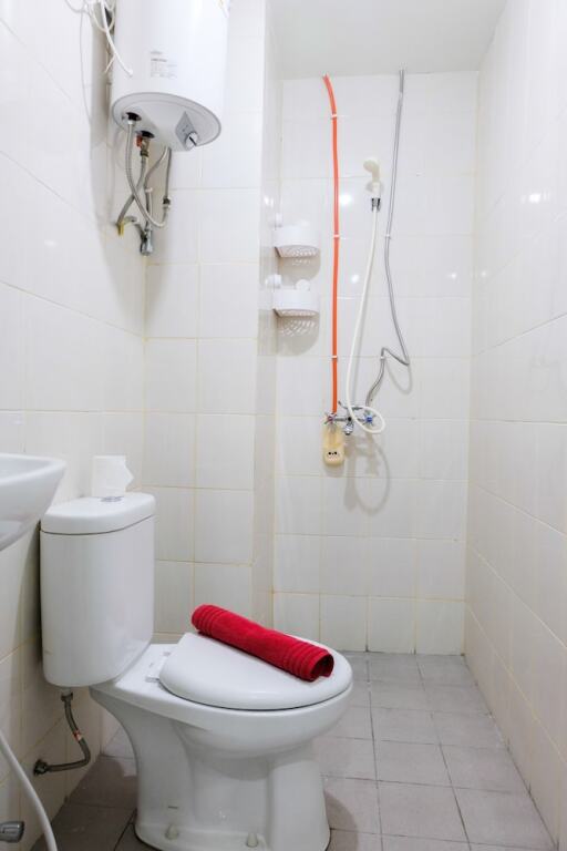 Тангеранг: Modern Luxurious 2Br Ayodhya Apartment