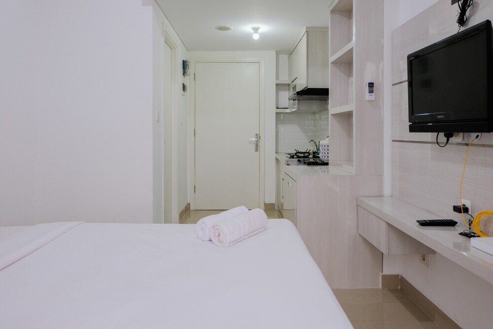 Тангеранг: Simple Studio Room at Poris 88 Apartment