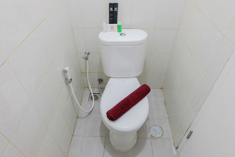 Тангеранг: Simple Studio Room at Poris 88 Apartment