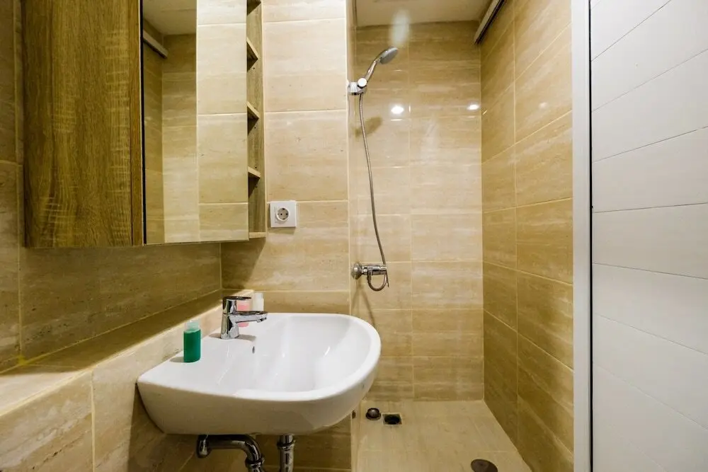 Тангеранг: Spacious Studio Apartment at Springwood Residence By Travelio