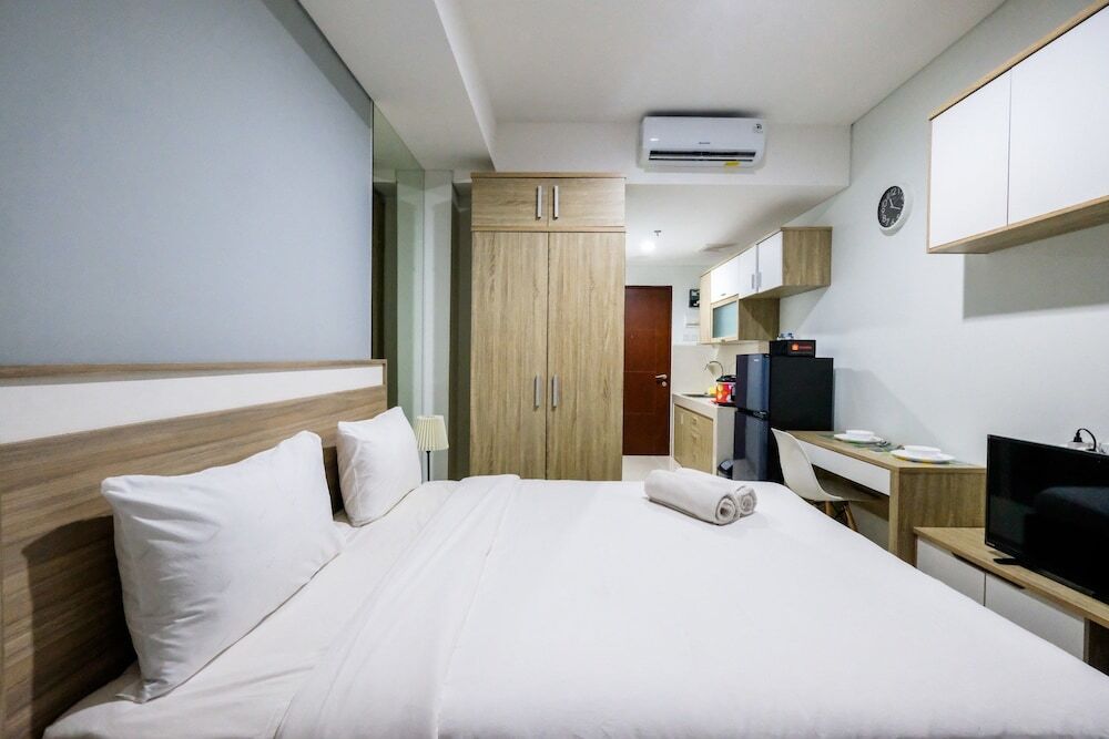Тангеранг: Spacious Studio Apartment at Springwood Residence By Travelio