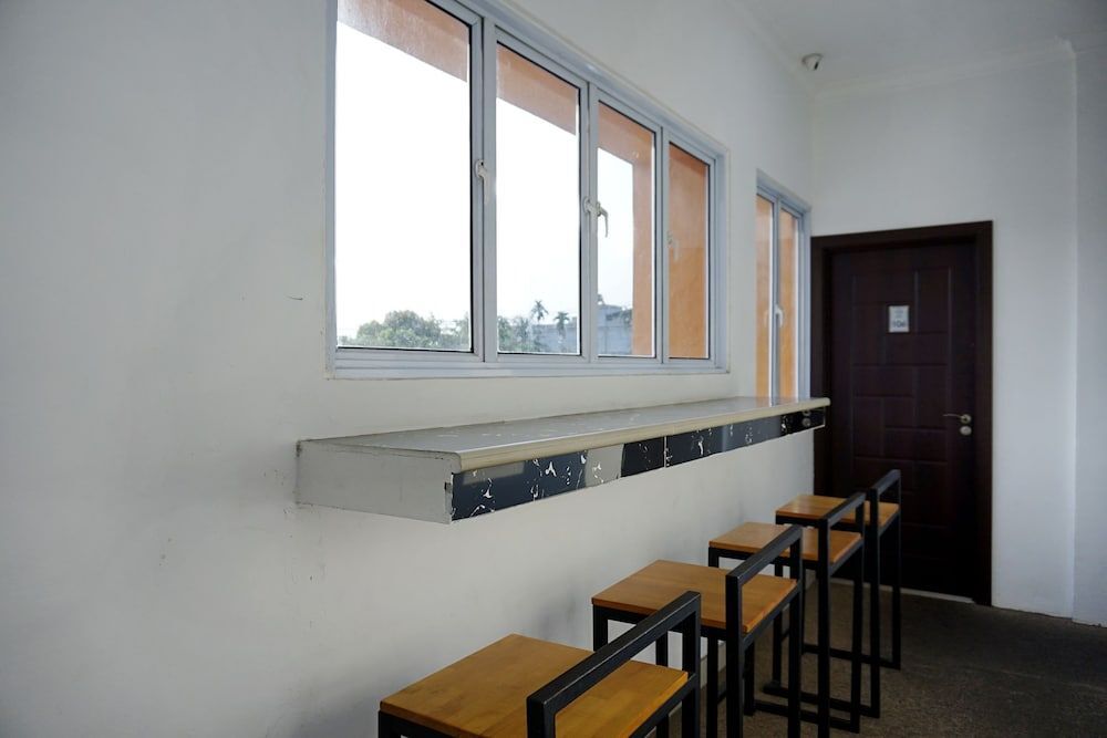 Пеканбару: Oyo 1158 Basecamp Hostel