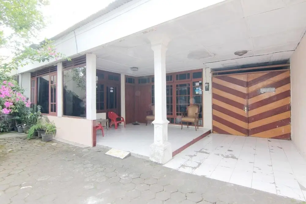 Депок: Wisma Sarjana Syariah - Khusus Putri