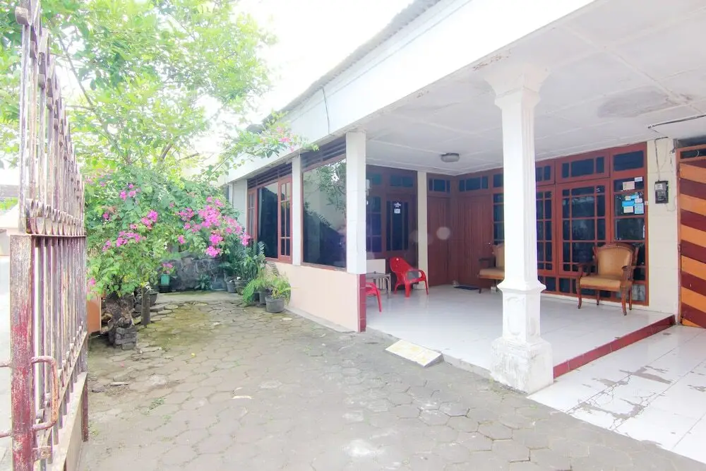 Депок: Wisma Sarjana Syariah - Khusus Putri