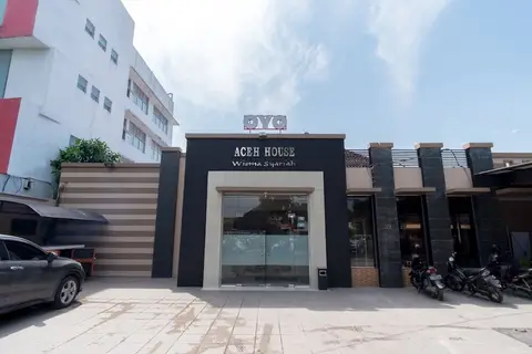 Oyo 1244 Wisma Syariah Aceh House — фото 1