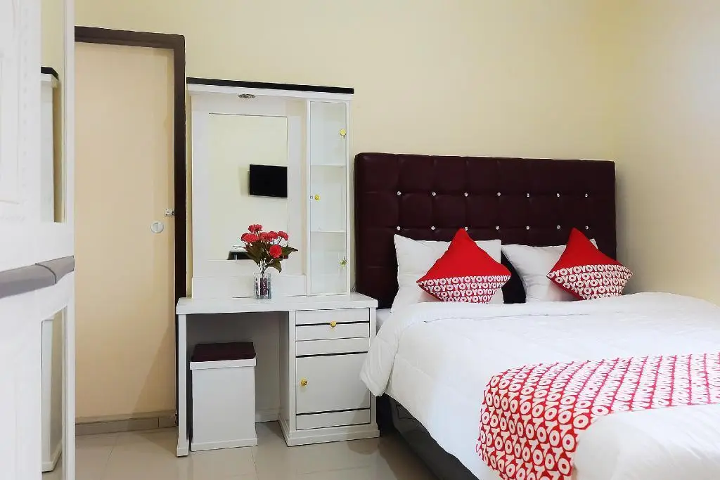 Джамби: OYO 1126 Trio R Kost Syariah