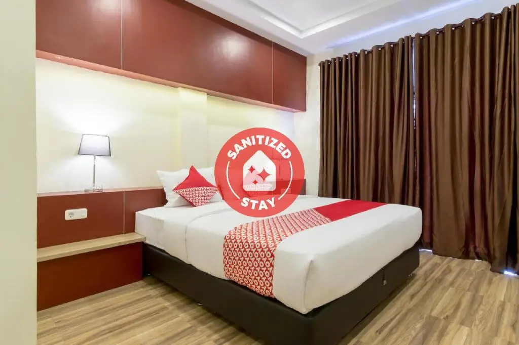 Медан: OYO 727 Merlion Hotel