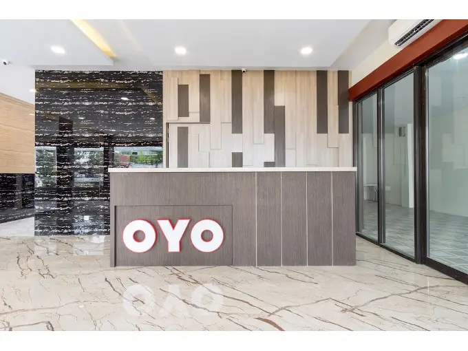 Медан: OYO 727 Merlion Hotel