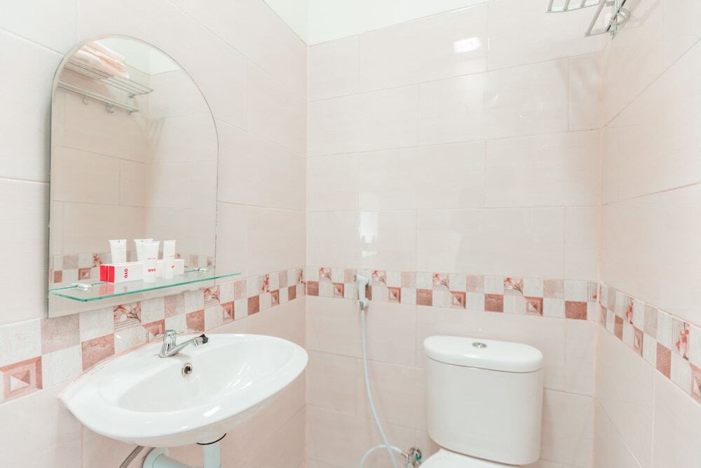 Тангеранг: Oyo 1319 Griya Si Doel