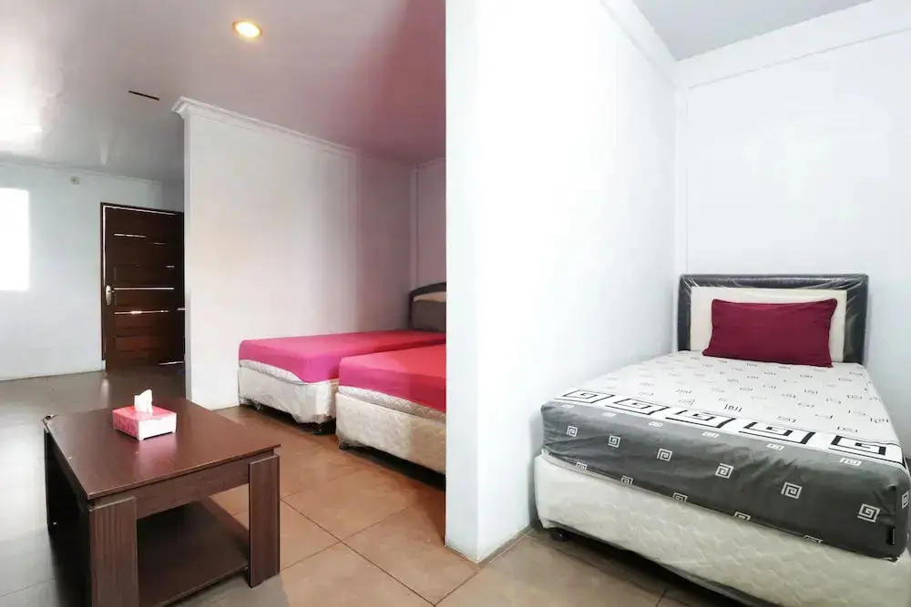 Депок: GIC House Depok