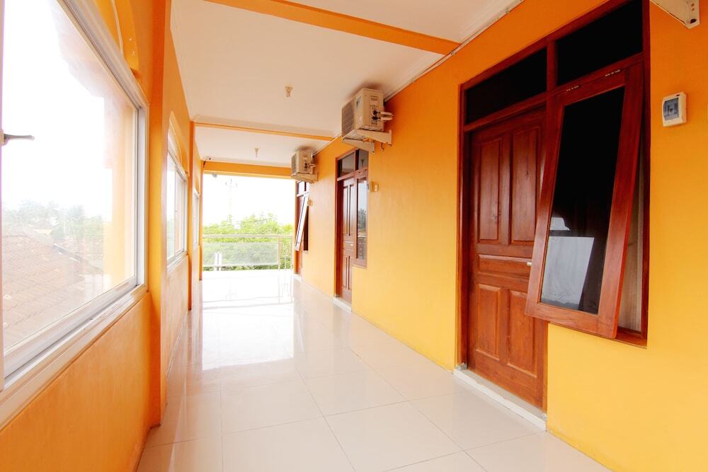 Парангтритис: Hotel Gandung Yunior
