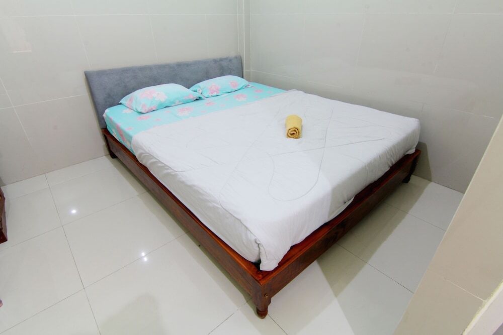 Парангтритис: Hotel Gandung Yunior