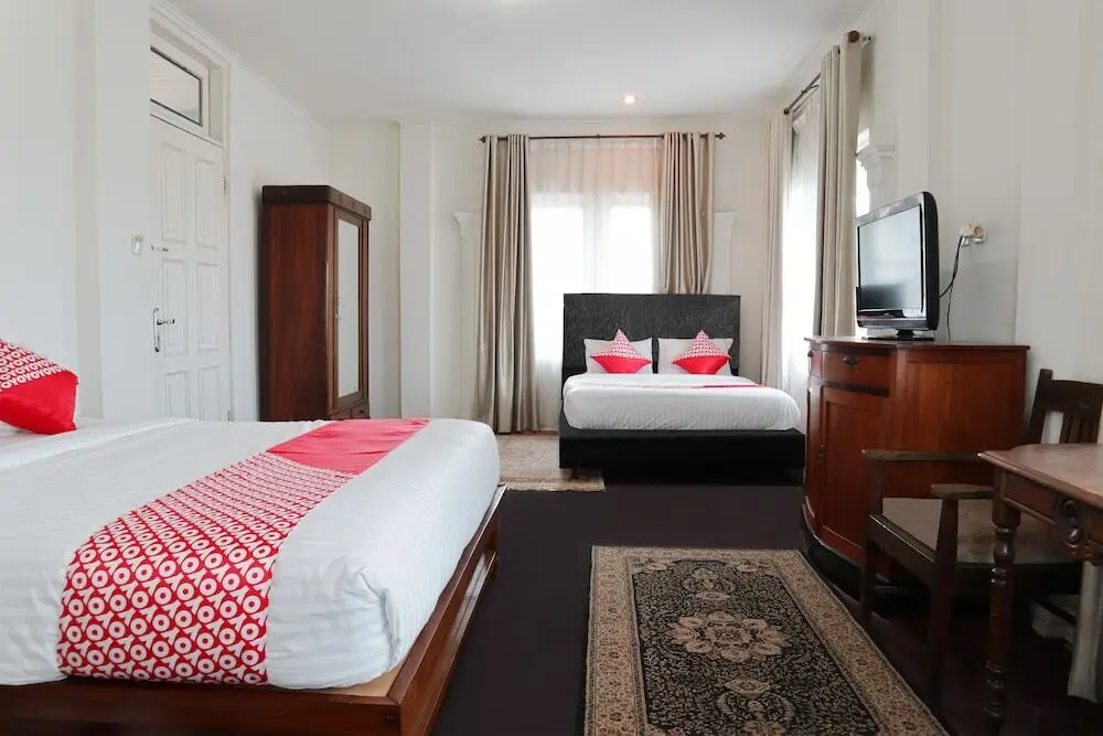 Букиттинги: Oyo 1407 Hotel Amali Syariah