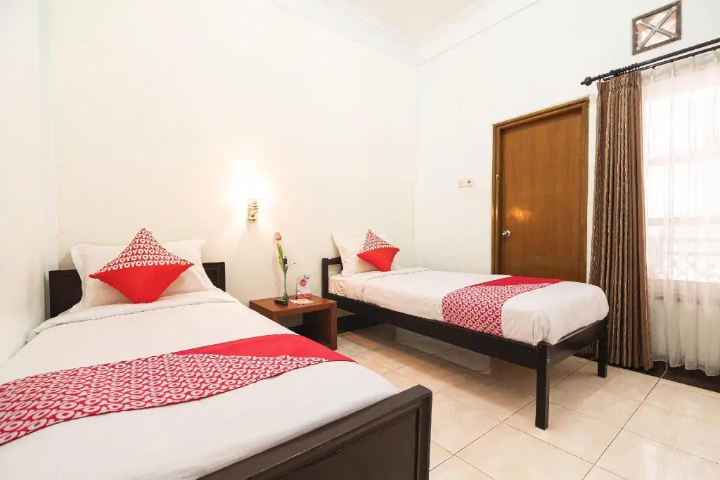 Травас: OYO 1339 Sinergi Hotel Tretes