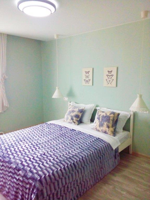 Тюмень: Na Respubliki 92 Apartment