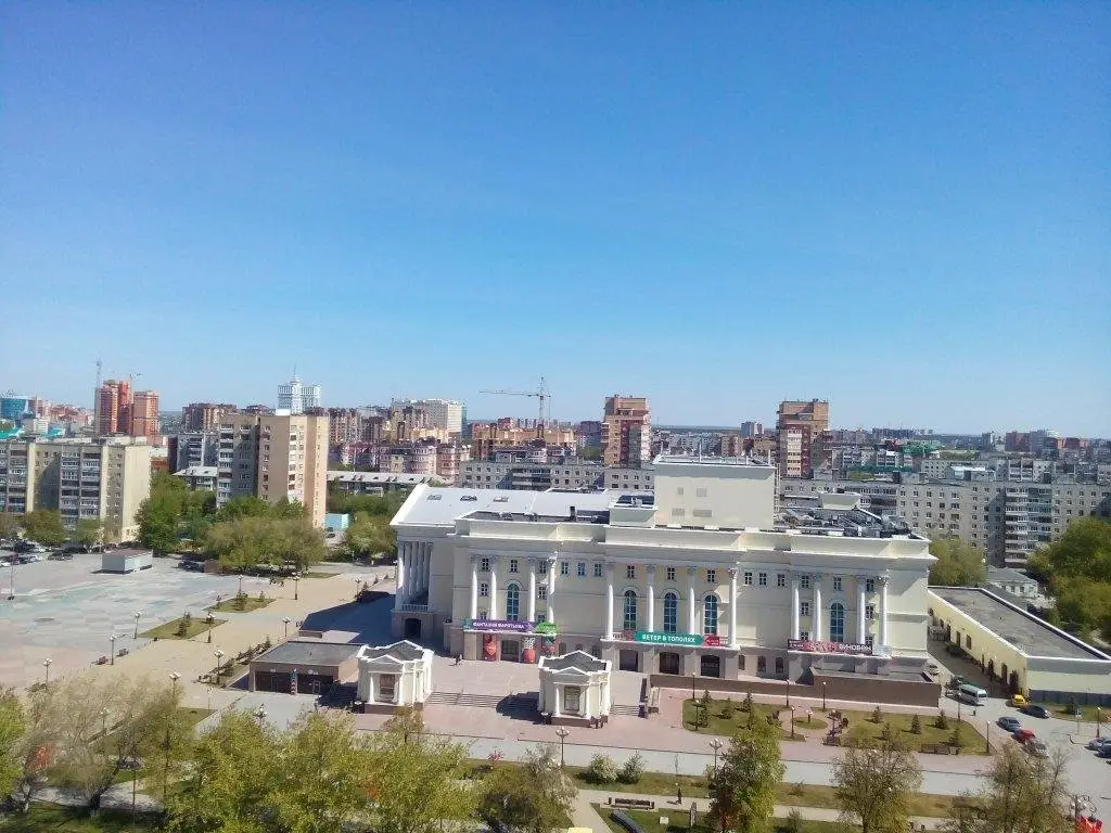 Тюмень: Na Respubliki 92 Apartment
