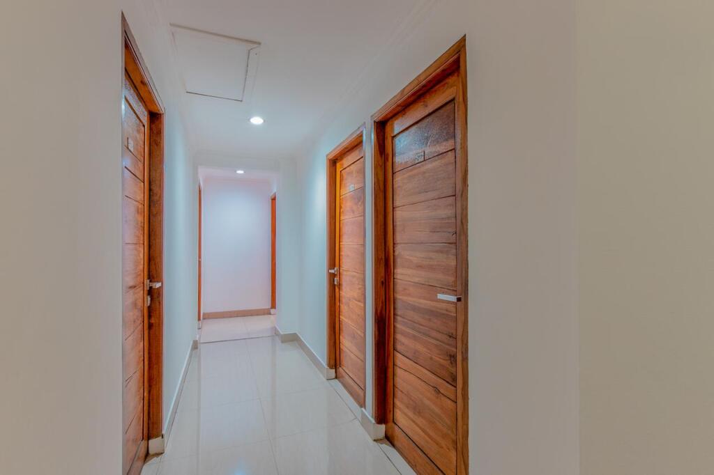 Джакарта: Oyo 1229 Dc Hotel Pramuka