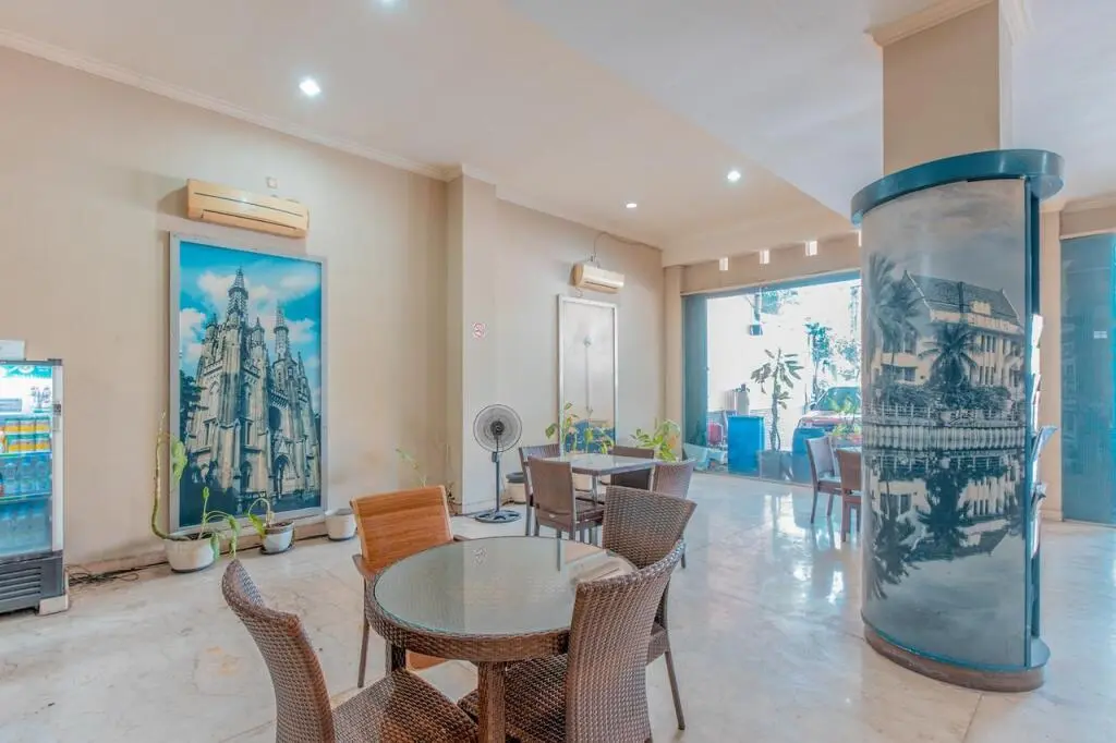 Джакарта: Oyo 1229 Dc Hotel Pramuka