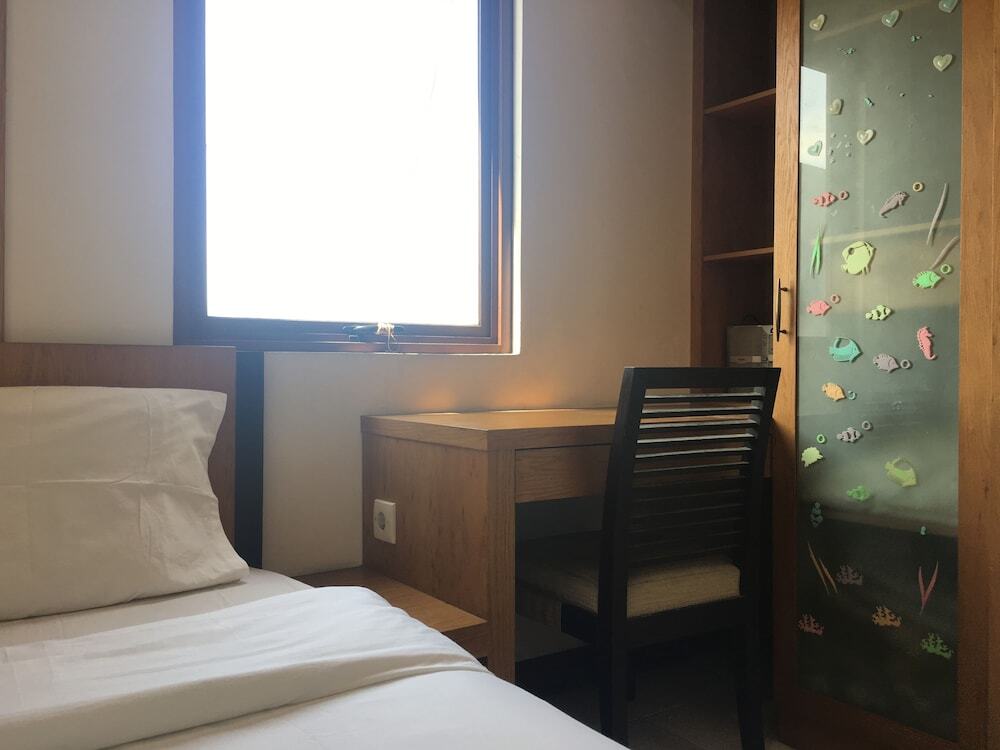Бандунг: Cozy 2BR Apartment At Majesty Near Maranatha University